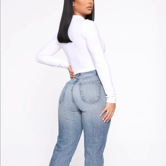 NWOT Zipped White Long Sleeve Crop Top - Picture 4 of 6